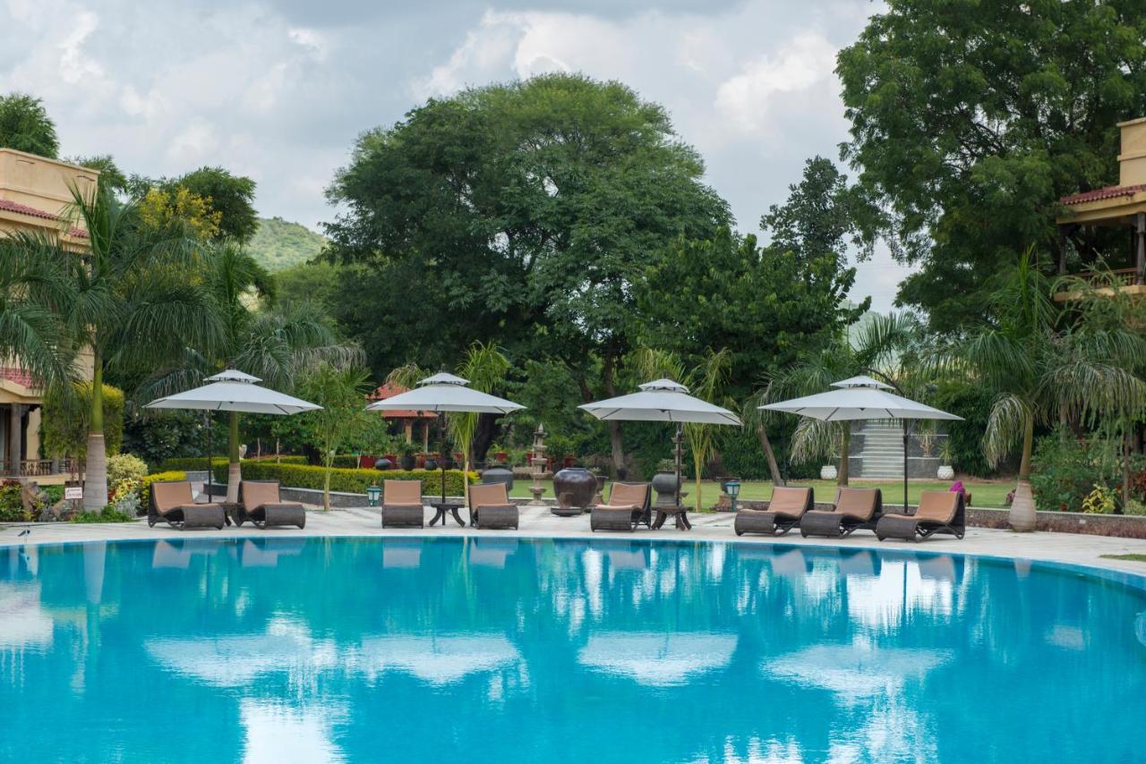 The Royal Retreat Resort & Spa Udaipur Eksteriør billede