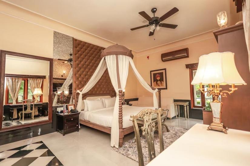 The Royal Retreat Resort & Spa Udaipur Eksteriør billede