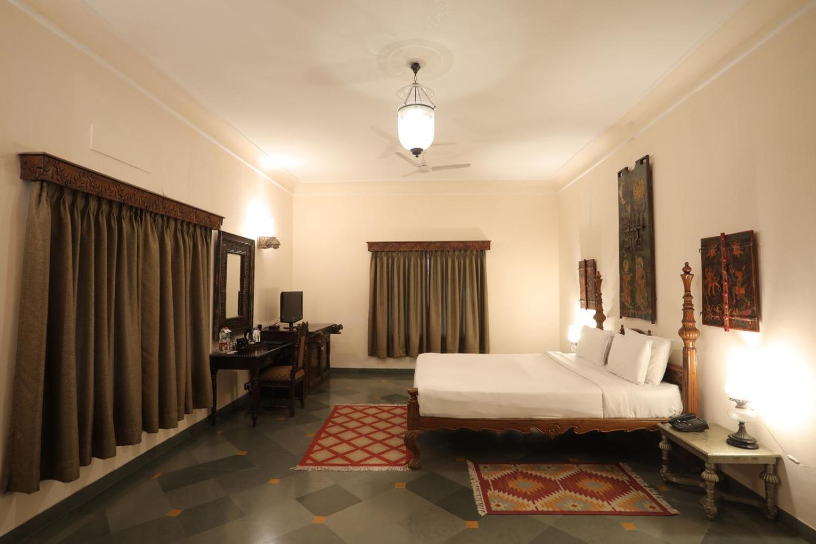 The Royal Retreat Resort & Spa Udaipur Eksteriør billede