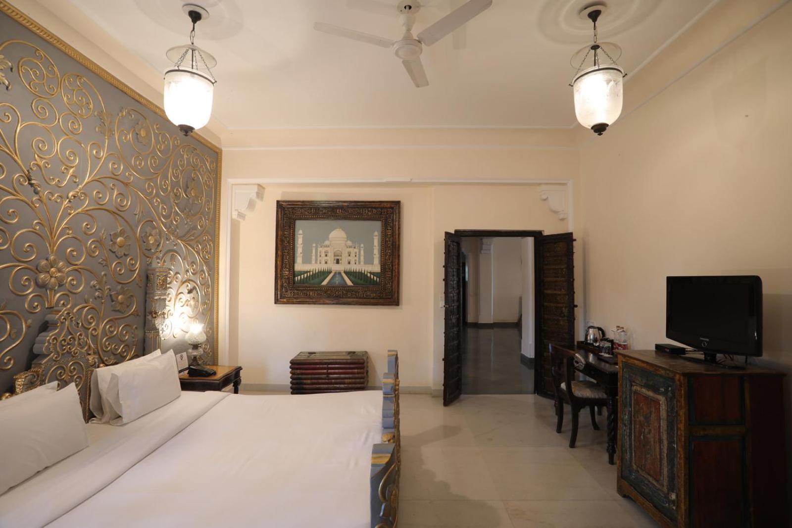 The Royal Retreat Resort & Spa Udaipur Eksteriør billede
