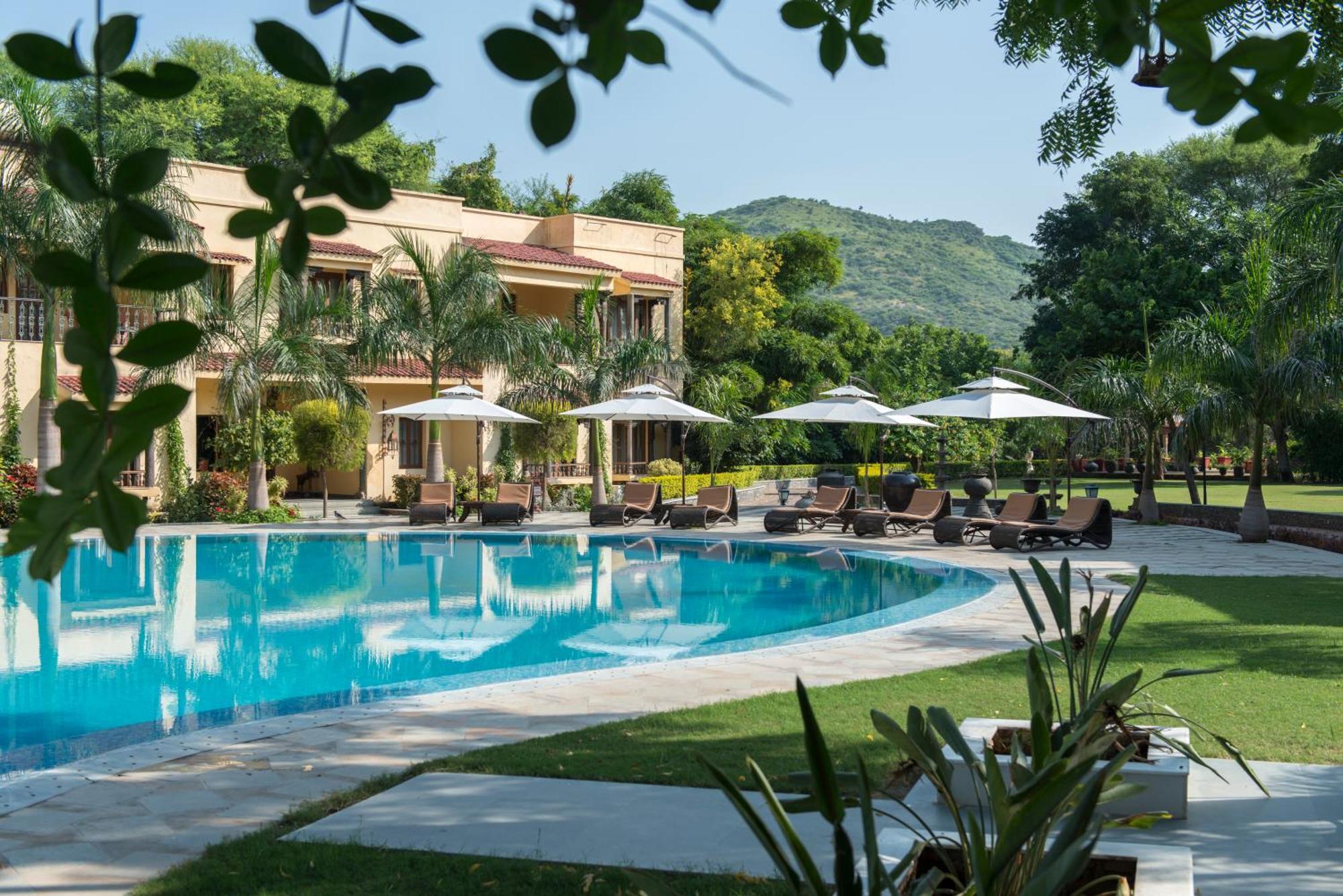 The Royal Retreat Resort & Spa Udaipur Eksteriør billede