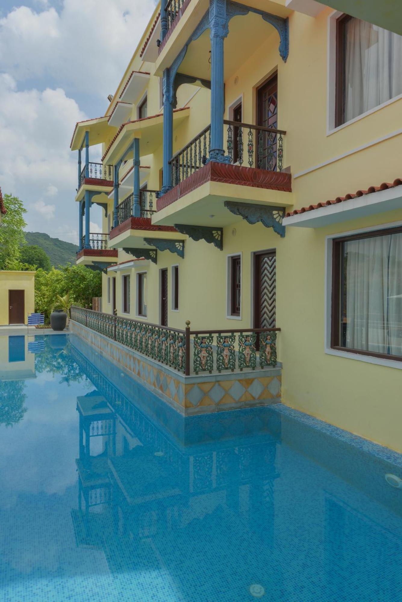 The Royal Retreat Resort & Spa Udaipur Eksteriør billede