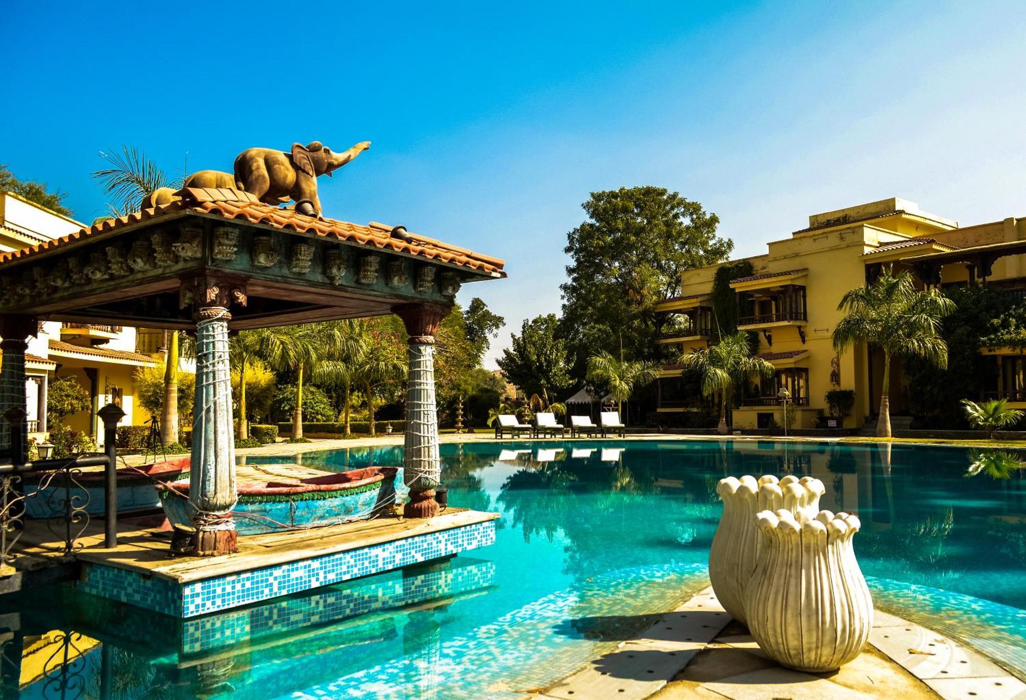 The Royal Retreat Resort & Spa Udaipur Eksteriør billede