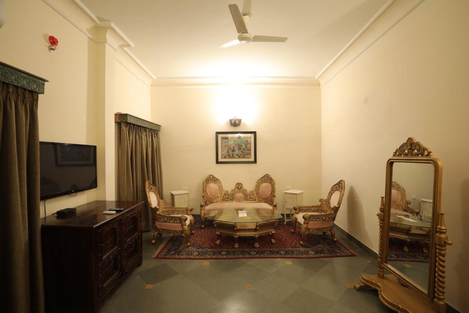 The Royal Retreat Resort & Spa Udaipur Eksteriør billede