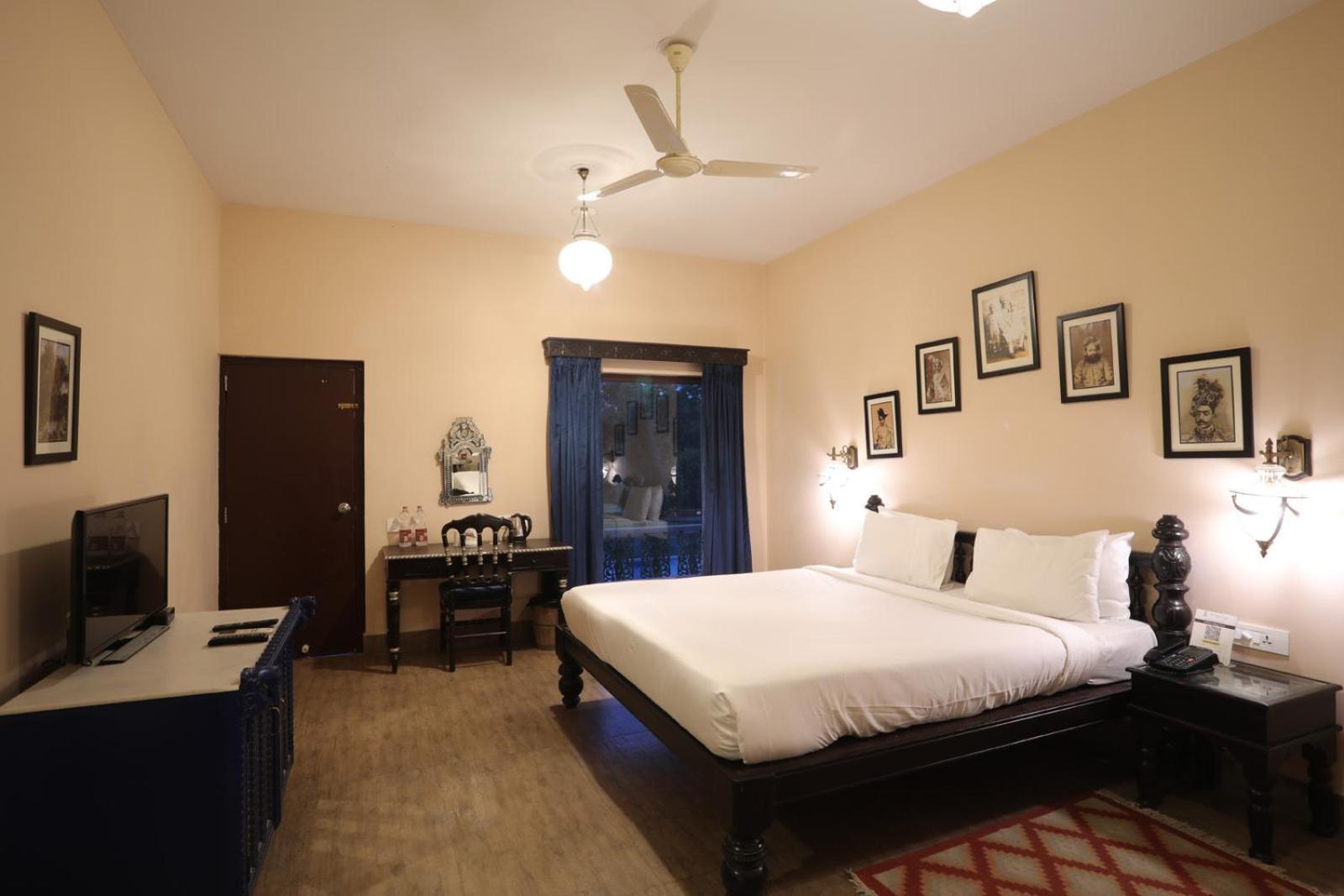 The Royal Retreat Resort & Spa Udaipur Eksteriør billede