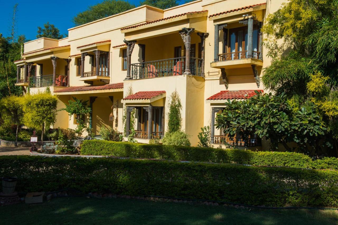 The Royal Retreat Resort & Spa Udaipur Eksteriør billede