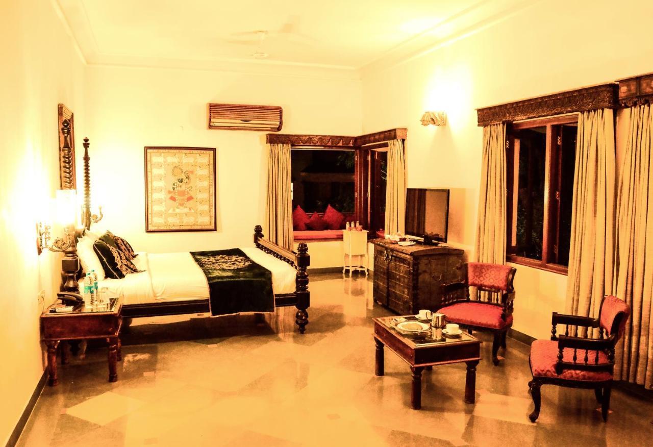 The Royal Retreat Resort & Spa Udaipur Eksteriør billede